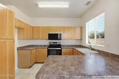 11179 W Almeria Road, Avondale, AZ 85392 - Photo 16