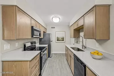 10123 N 96th Avenue #B, Peoria, AZ 85345 - Photo 8
