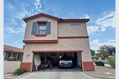 1032 E Cantebria Drive, Gilbert, AZ 85296 - Photo 2