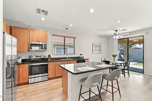 18391 W Stinson Dr, Surprise, AZ 85374 - Photo 10