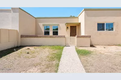 552 N Hobson Plaza, Mesa, AZ 85203 - Photo 2