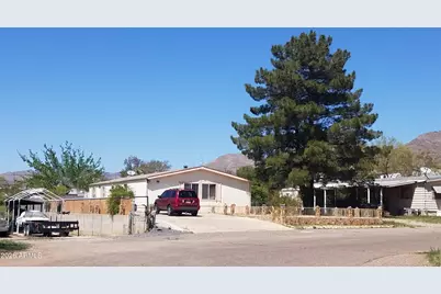 105 N Arnett Drive, Superior, AZ 85173 - Photo 2
