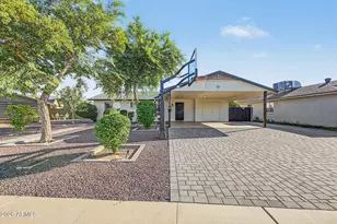 2435 E Aldine St, Phoenix, AZ 85032 - Photo 1