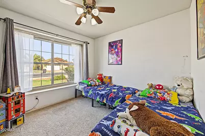 645 W Naranja Avenue, Mesa, AZ 85210 - Photo 16
