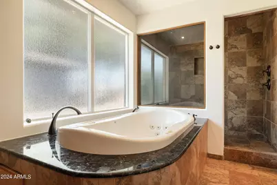 8643 E Sandalwood Drive, Scottsdale, AZ 85250 - Photo 26