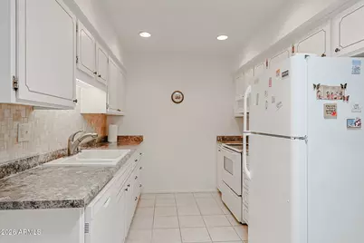 10025 W Forrester Drive, Sun City, AZ 85351 - Photo 10