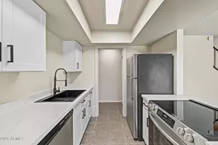 5969 N 48th Dr, Glendale, AZ 85301 - Photo 10