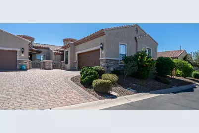 1817 N Red Cliff, Mesa, AZ 85207 - Photo 2