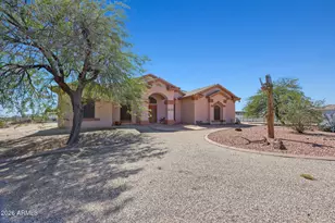 21139 W Caravaggio Ln, Wittmann, AZ 85361 - Photo 2