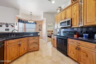 21139 W Caravaggio Ln, Wittmann, AZ 85361 - Photo 24