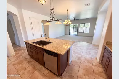 16148 W Glenrosa Avenue, Goodyear, AZ 85395 - Photo 6