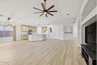 2521 W Darrel Road, Phoenix, AZ 85041 - Photo 14