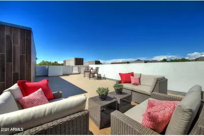 4700 N 40th Street #Apt 109, Phoenix, AZ 85018 - Photo 2