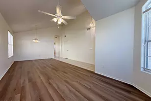 9765 W Yukon Dr, Peoria, AZ 85382 - Photo 6