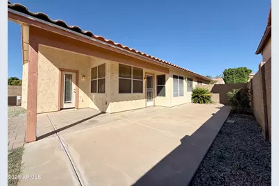 9765 W Yukon Drive, Peoria, AZ 85382 - Photo 32