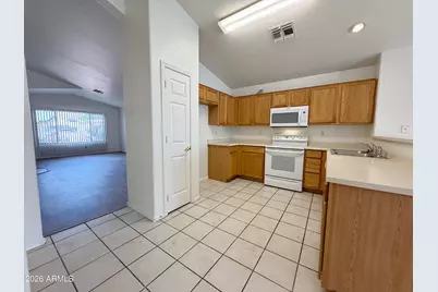 11171 W Griswold Road, Peoria, AZ 85345 - Photo 12