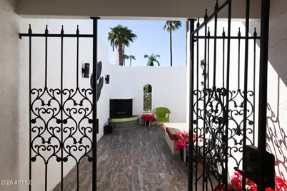 16 E Calavar Road, Phoenix, AZ 85022 - Photo 16