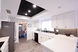 16 E Calavar Rd, Phoenix, AZ 85022 - Photo 26