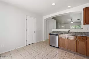 44035 W Snow Dr, Maricopa, AZ 85138 - Photo 10
