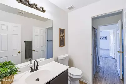 15538 W Port Royale Lane, Surprise, AZ 85379 - Photo 34