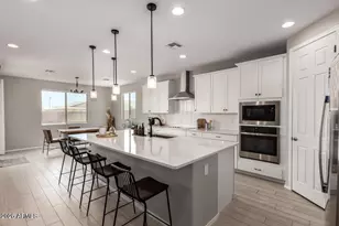 18549 W Seldon Ln, Waddell, AZ 85355 - Photo 6