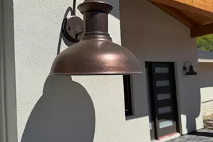 5220 E Winchcomb Dr, Scottsdale, AZ 85254 - Photo 2