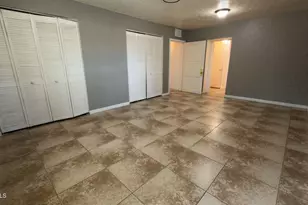 8238 E Thomas Rd, Scottsdale, AZ 85251 - Photo 12