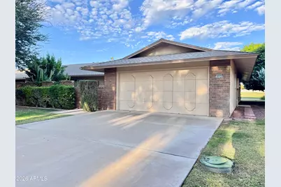 18225 N 103rd Avenue, Sun City, AZ 85373 - Photo 2