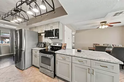 2809 W Lawrence Road, Phoenix, AZ 85017 - Photo 18