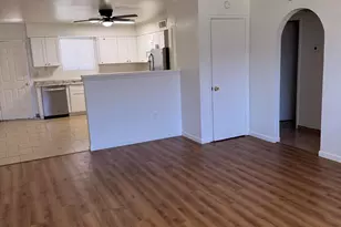 3313 W Golden Ln, Phoenix, AZ 85051 - Photo 4