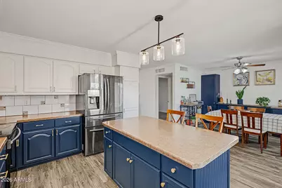 637 W Garnet Avenue, Mesa, AZ 85210 - Photo 12