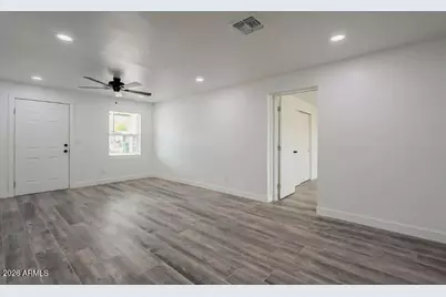 5039 N 18th Avenue #Apt 1, Phoenix, AZ 85015 - Photo 4