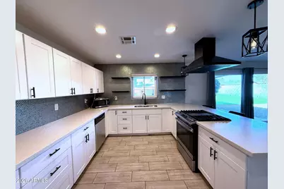 2114 W San Juan Avenue, Phoenix, AZ 85015 - Photo 4