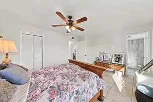 2158 E Claire Dr, Phoenix, AZ 85022 - Photo 10