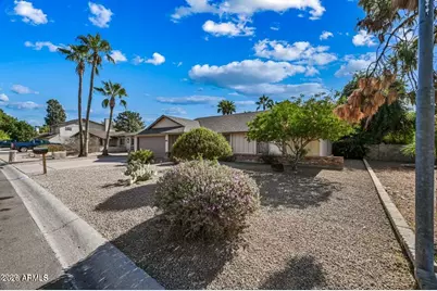 4535 W Bluefield Avenue, Glendale, AZ 85308 - Photo 2
