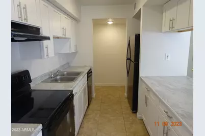 7610 N 61st Avenue # 7612, Glendale, AZ 85301 - Photo 4