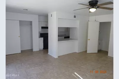 7610 N 61st Avenue # 7612, Glendale, AZ 85301 - Photo 2