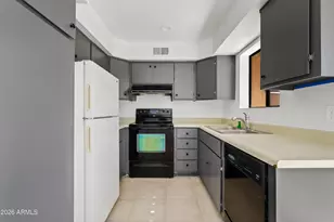 1425 E Desert Cove Ave, Phoenix, AZ 85020 - Photo 10