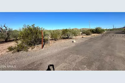 2923 W New River Road #3, New River, AZ 85087 - Photo 4