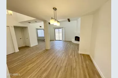 6514 N 13th Drive, Phoenix, AZ 85013 - Photo 8