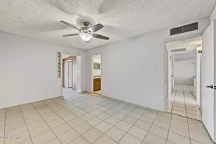 10514 W Royal Palm Rd, Peoria, AZ 85345 - Photo 24