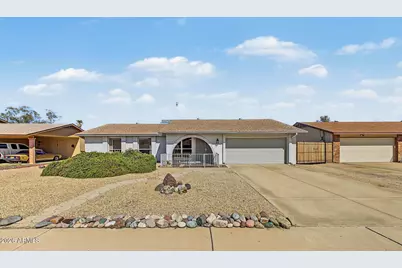 10514 W Royal Palm Road, Peoria, AZ 85345 - Photo 1