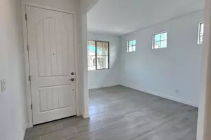 11011 E Tesla Ave, Mesa, AZ 85212 - Photo 2