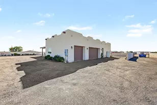 31742 N Felix Rd, San Tan Valley, AZ 85143 - Photo 4