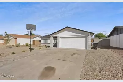 4218 W Grisworld Road, Phoenix, AZ 85051 - Photo 2