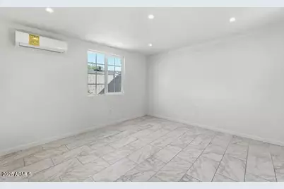 4218 W Grisworld Road, Phoenix, AZ 85051 - Photo 10