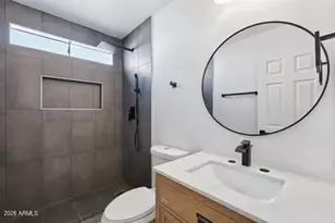 4218 W Grisworld Rd, Phoenix, AZ 85051 - Photo 14