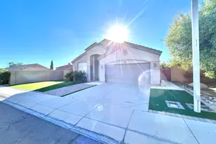 3552 S Cosmos Dr, Chandler, AZ 85248 - Photo 2