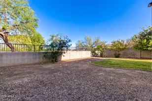 17255 N 184th Dr, Surprise, AZ 85374 - Photo 40