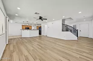 3159 W Matthew Dr, Phoenix, AZ 85027 - Photo 8